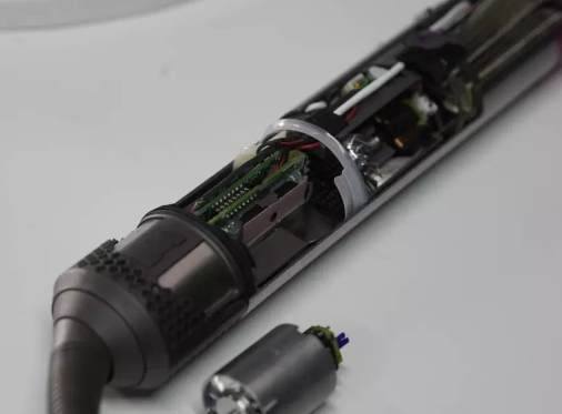 戴森產(chǎn)品內(nèi)的溫控晶振技術(shù)讓你對它愛不釋手