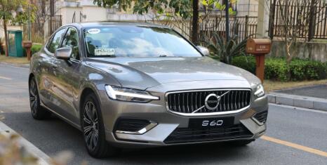 我國(guó)市場(chǎng)銷(xiāo)量前五中的TXC晶振在汽車(chē)車(chē)載領(lǐng)域大展拳腳